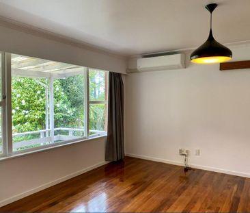 Central home - Photo 1