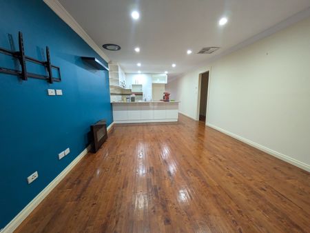 Large and Well Presented Family Home. - Photo 2