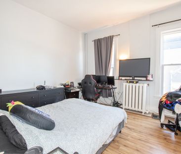 186 James St, St. Catharines - All Inclusive 1 Bedroom Unit - Photo 3