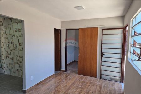 Casa com 2 quartos térrea para alugar em bairro residencial - Valinhos/SP - Foto 4
