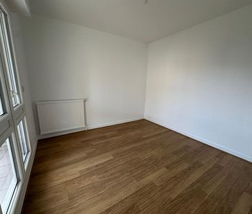 Location Appartement 3 pièces 68m² - Photo 3