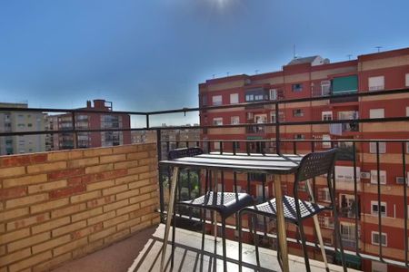 Carrer Explorador Andrés, Valencia, Valencian Community 46022 - Photo 2