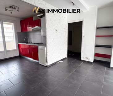 Location Appartement 3 pièces 50m² ST MARTIN D HERES 38400 - Photo 3