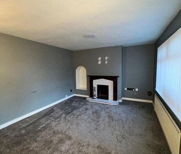 44 West Street, Ballycarry, Carrickfergus, BT38 9HR - Photo 2