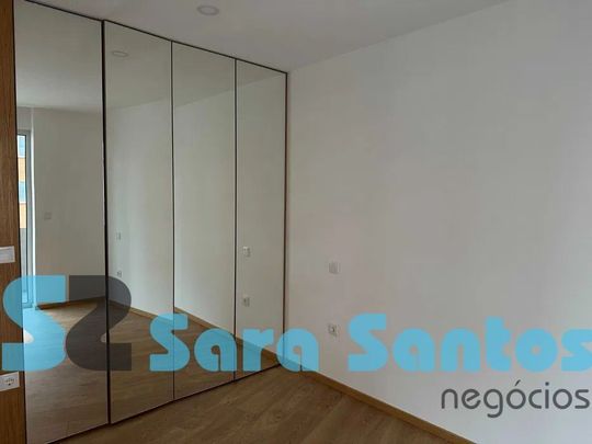 Apartamento T2 em Porto - Foto 1