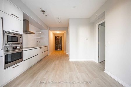 For Lease - 2221 Yonge Street Unit# 4006, Toronto, Ontario - Photo 3