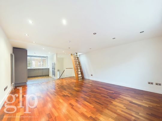 2 Bedroom Flat, Earlham Street, Covent Garden, WC2H - Photo 1