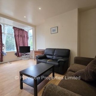 3 Bedroom Houses in Burley - Photo 1