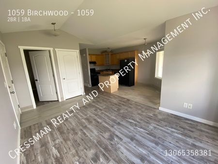 Upper level condo in South Regina - Photo 2
