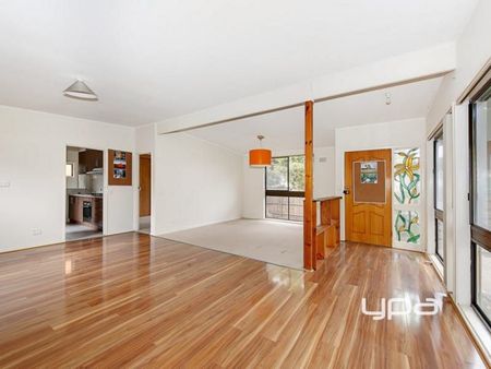 Perfect location! - Photo 3