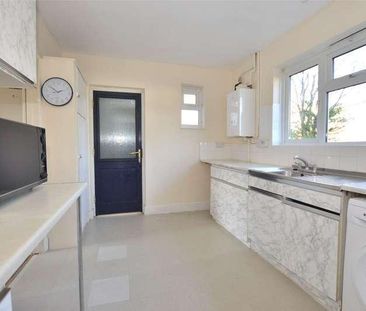 Colesmead Road, Redhill, Surrey, RH1 - Photo 6