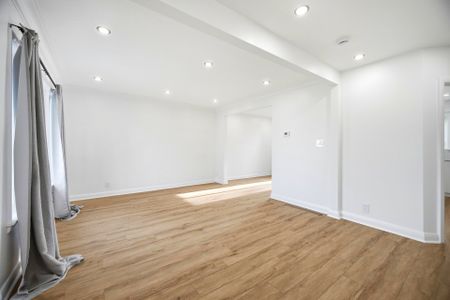 For Lease - 65 Cuffley Crescent, Toronto, Ontario - Photo 4