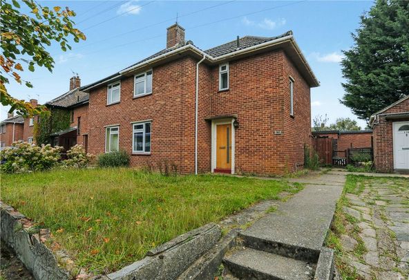 3 bedroom semi-detached house to rent - Photo 1
