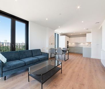 Menara Point, Twelve Trees Park, WesHam - Photo 1