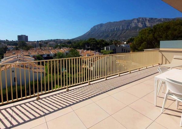 For rent long term NEW and MODERN apartment with 2 bedrooms in Denia