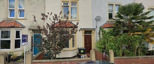 Room in a Shared House, Franklyn Street, BS2 - Photo 1