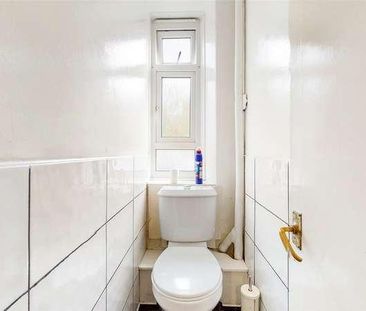 Greenleaf Close, Tulse Hill, London, SW2 - Photo 4