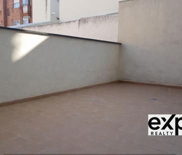 Apartamento luminoso con amplio patio privado en Ventilla–Almenara - Photo 1