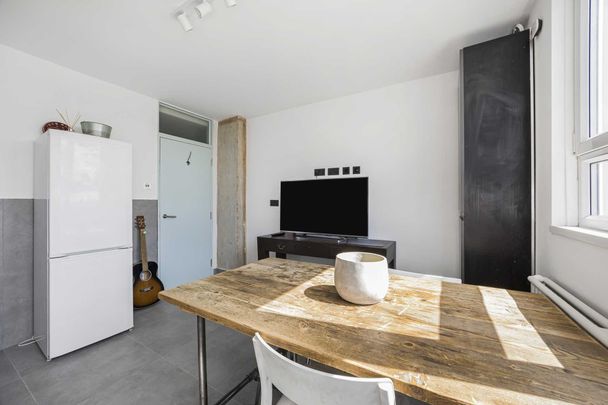 Price £4,700 pcm - Available 14/08/2025 - Furnished - Photo 1
