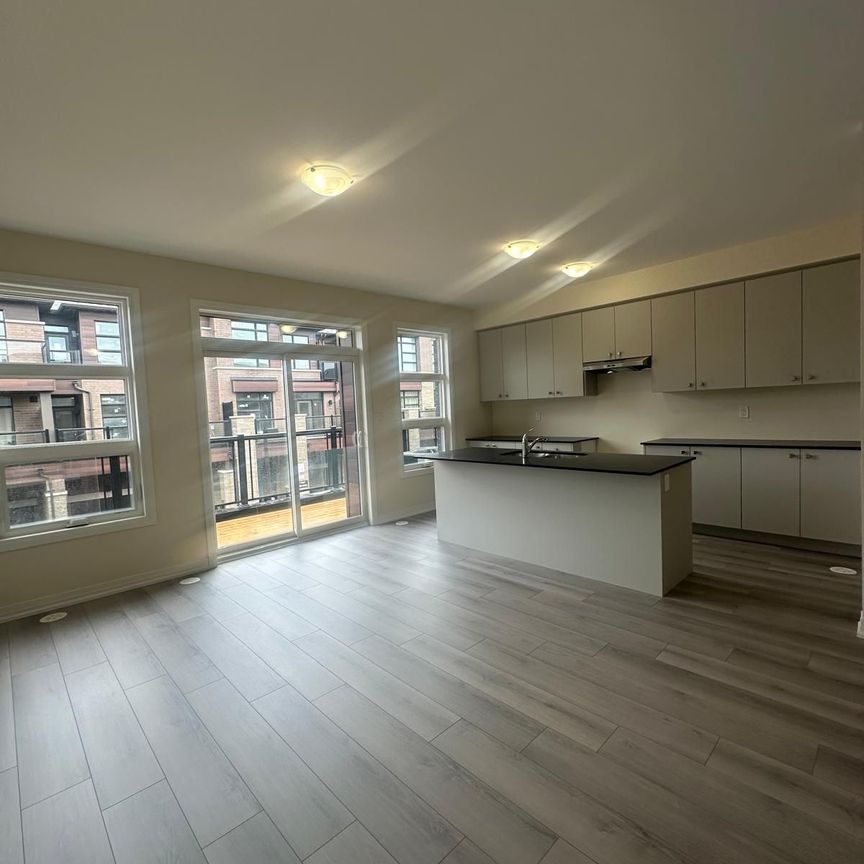 For Lease - 37 Harold Wilson Lane, Richmond Hill, Ontario - Photo 1