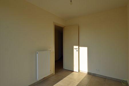 Zonnig gelijkvloers appartement te huur met centrale ligging! - Photo 4