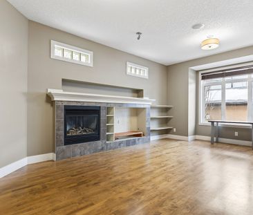 2 - 223 17 Avenue Northeast, Calgary - Photo 2