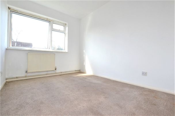 Harcourt Road, Wallington, SM6 - Photo 1