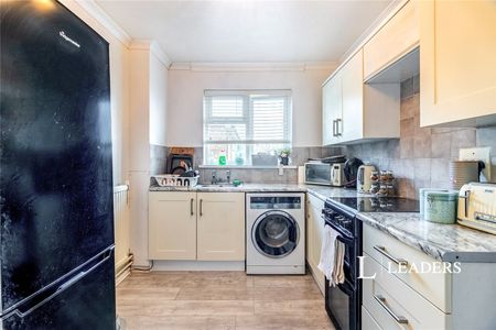 1 bedroom apartment to rent Lovett Drive, Carshalton, SM5 - Photo 5