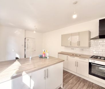 3 bed House Pall Mall, Essex, SS9 - Photo 6