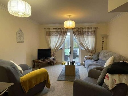 Chamberlain Close, Carterton, OX18 - Photo 2