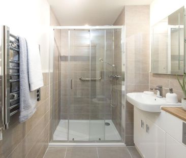 1 bedroom retirement property to rent - Photo 6