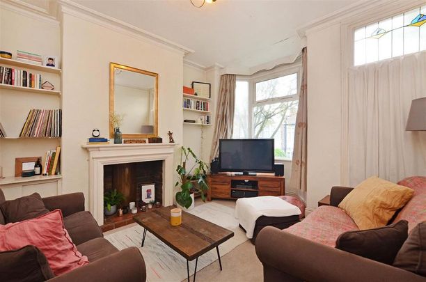 3 bedroom terraced house to rent - Photo 1
