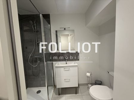 À louer : Studio meublé entièrement rénové ? Quartier Jeanne d'Arc - Photo 5