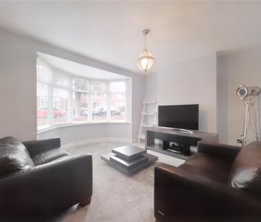 4 bedroom semi-detached house to rent - Photo 1