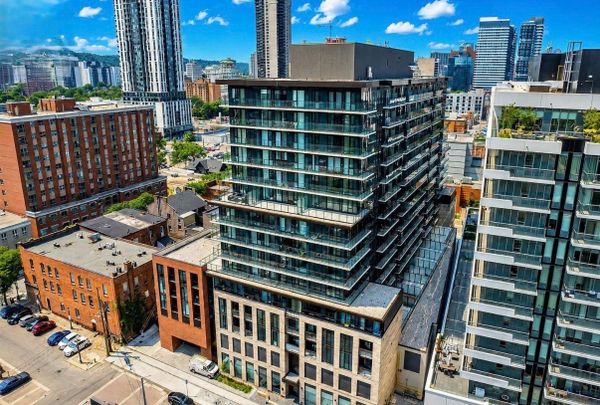 For Lease - 1 Jarvis Street Unit# 827, Hamilton, Ontario - Photo 1