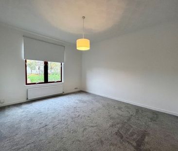 Clark Street, Airdrie, ML6 - Photo 2