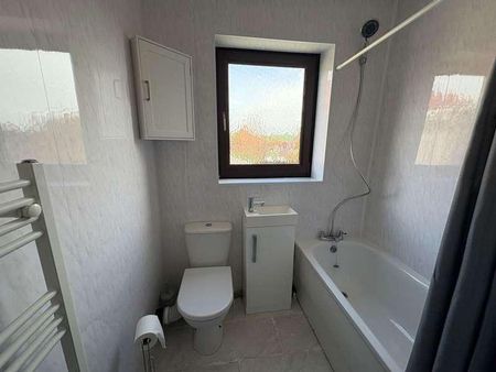 Sheeplands Grove, Barrow-in-furness, LA13 - Photo 5