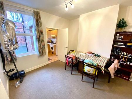 3 bedroom house share to rent - Photo 2