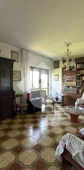 Monolocale in affitto - Photo 1