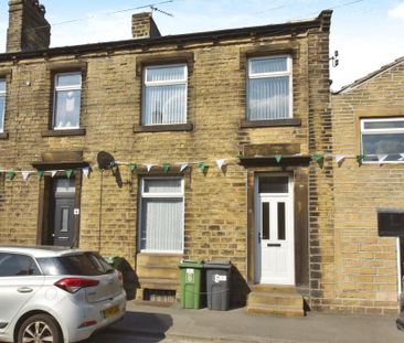 3 bedroom terraced house to rent - Photo 5