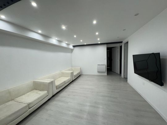 Location Appartement 4 pièces 179m² TOURCOING 59200 - Photo 1