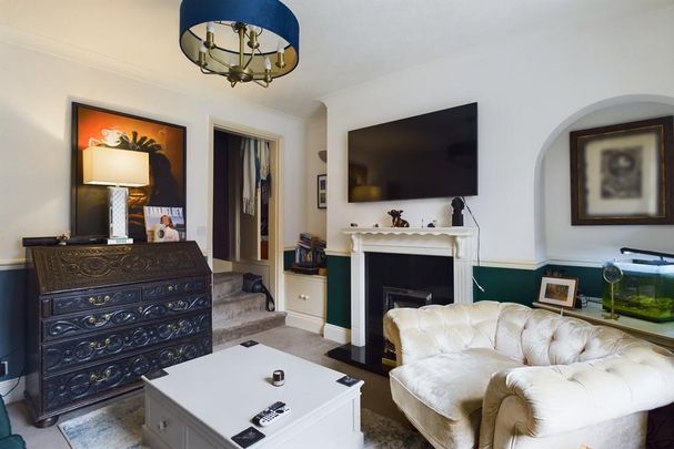 2 bedroom terraced house to rent - Photo 1