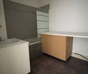 Location Appartement 2 pièces 50m² - Photo 3