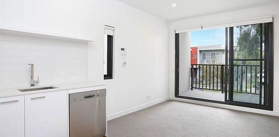 215/3 Duggan Street, Brunswick West VIC 3055 - Photo 2