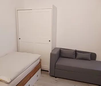 WG-Zimmer - neu renoviert - direkte Nähe U3 Station Enkplatz/ Simme... - Photo 3