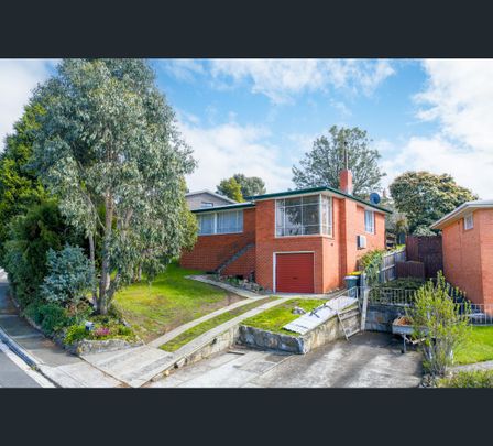 9 Eltham Pl, Claremont, Tas 7011 - Photo 1