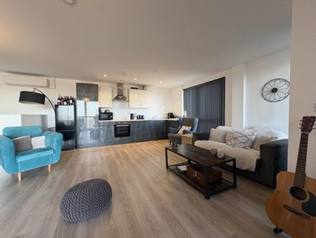 2 bedroom apartment to rent - Photo 2