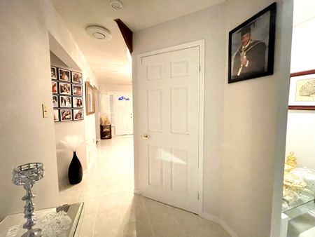 For Lease - 356 Nahani Way Unit# BASEMENT, Mississauga, Ontario - Photo 3