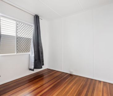 15 Warmington Street, Paddington QLD 4064 - House For Rent | Domain - Photo 4