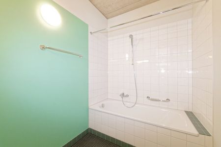 Rent a 2 rooms apartment in Schlieren - Foto 2